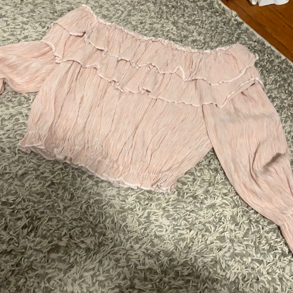 Off shoulder ruffle crop